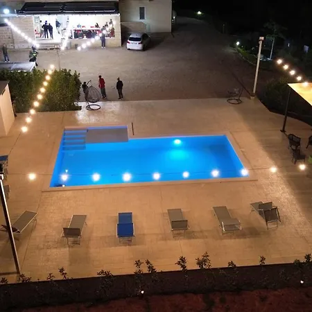 Ecovilla Con Piscina Privata - Apulia ヴィラ
