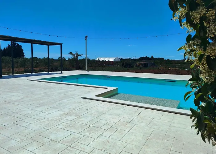 Ecovilla Con Piscina Privata - Apulia